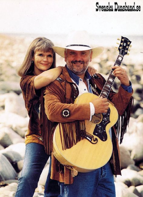 HASSE ANDERSSON & MONICA FORSBERG