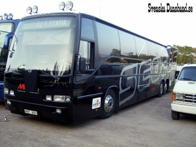 SCOTTS TURNBUSS (2009)