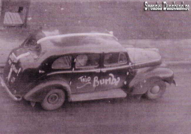 TRIO MÉ BUMBAS TURNÉBIL (1958)