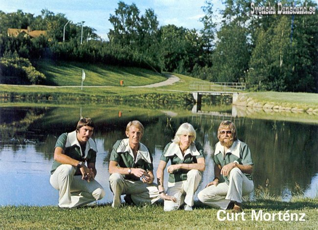 CURT MORTNZ