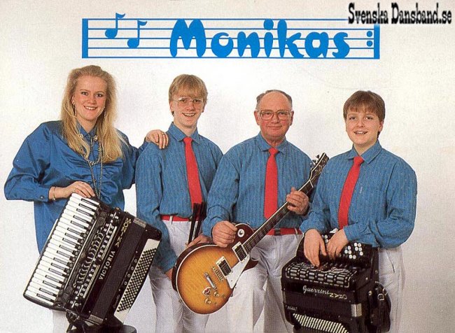 MONIKAS